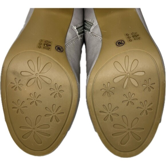 CL By Laundry Gray Lace Up Peep Toe Block Heel Sandals With Zip Closure Size 7M - Picture 4 of 9